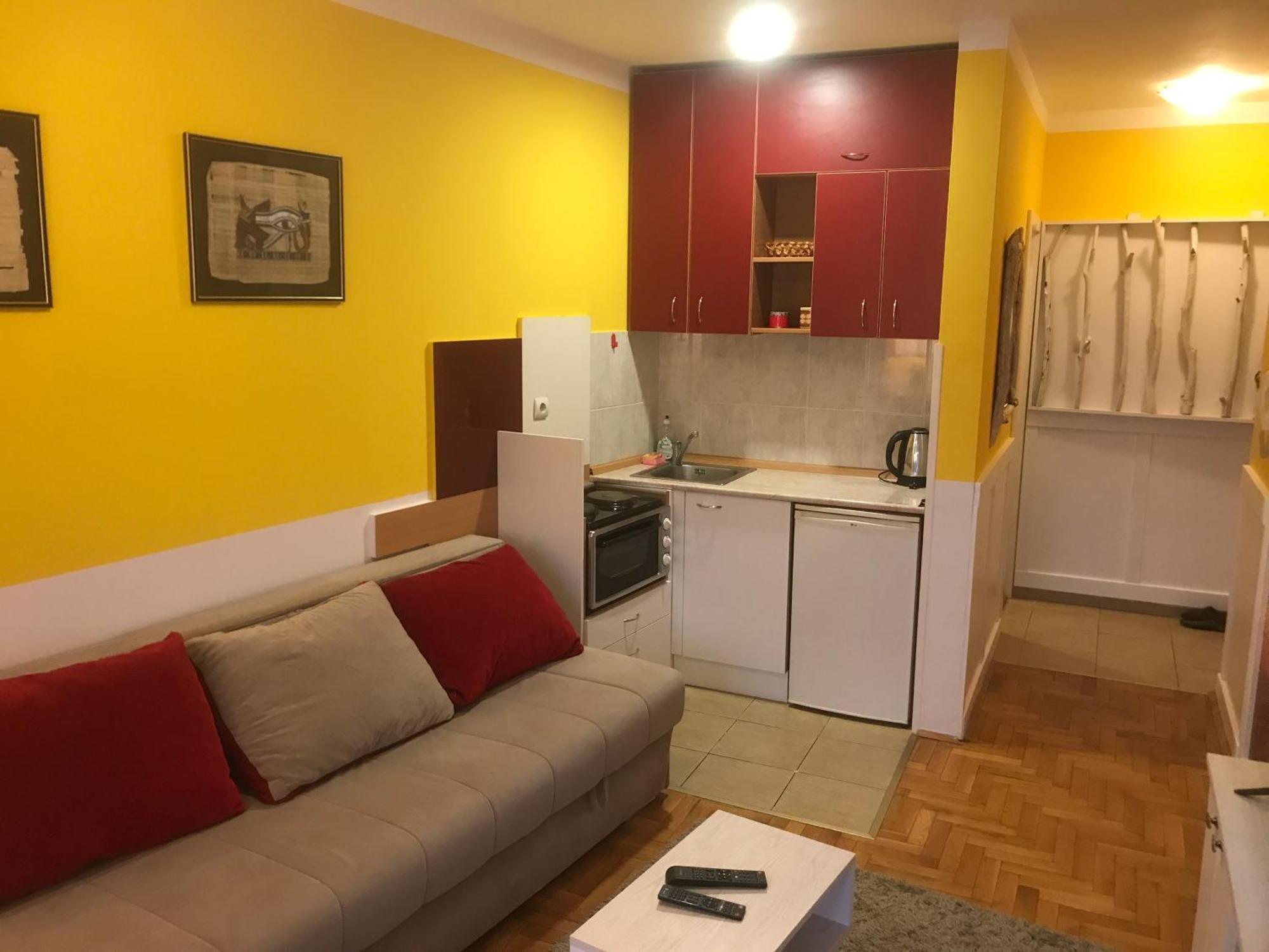 Tina Sajam Studio Нови-Сад Экстерьер фото